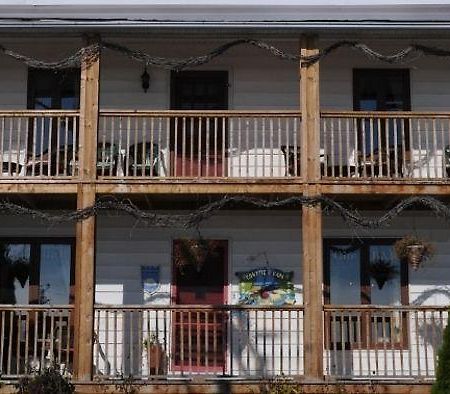 Gite Au Vieux Pommier Tadoussac Dış mekan fotoğraf